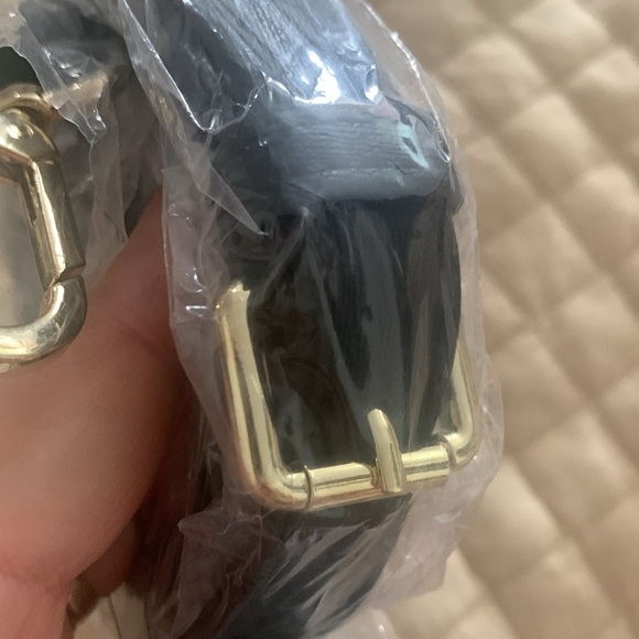 Nicole Lee Black and Gold Strap - Picture 5 of 6